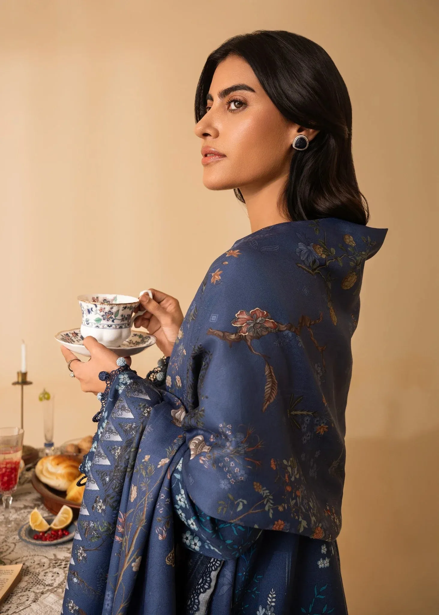 Aabyaan Izabel Linen Prints Fall/Winter – LYRA (AZ-08)